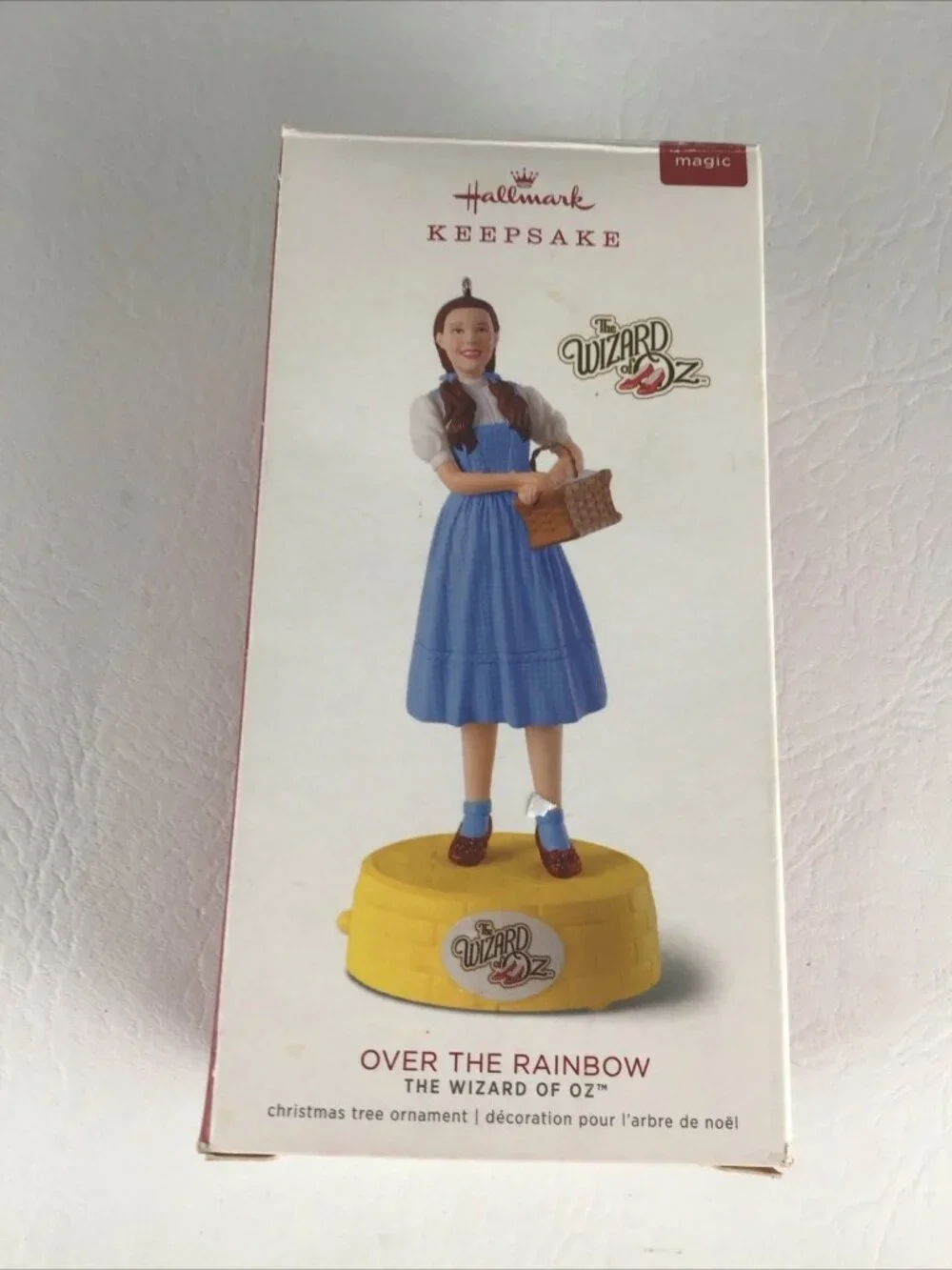 Hallmark Wizard of Oz Over The Rainbow Christmas Ornament Sound Magic New 2018